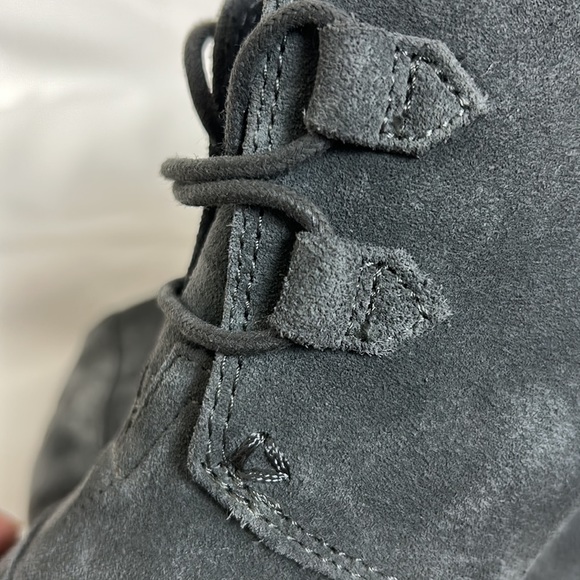 TOMS Womens Lace Up Desert Wedge Bootie Heels Gray Suede Leather Sz 7.5 - Picture 9 of 9